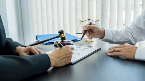 Benefits of Hiring a General Counsel Lawyer for Your Cannabis Business